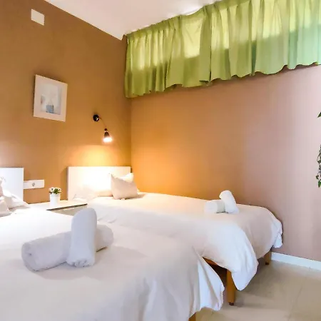 Friendly 普拉亚戴尔雷安格莱斯